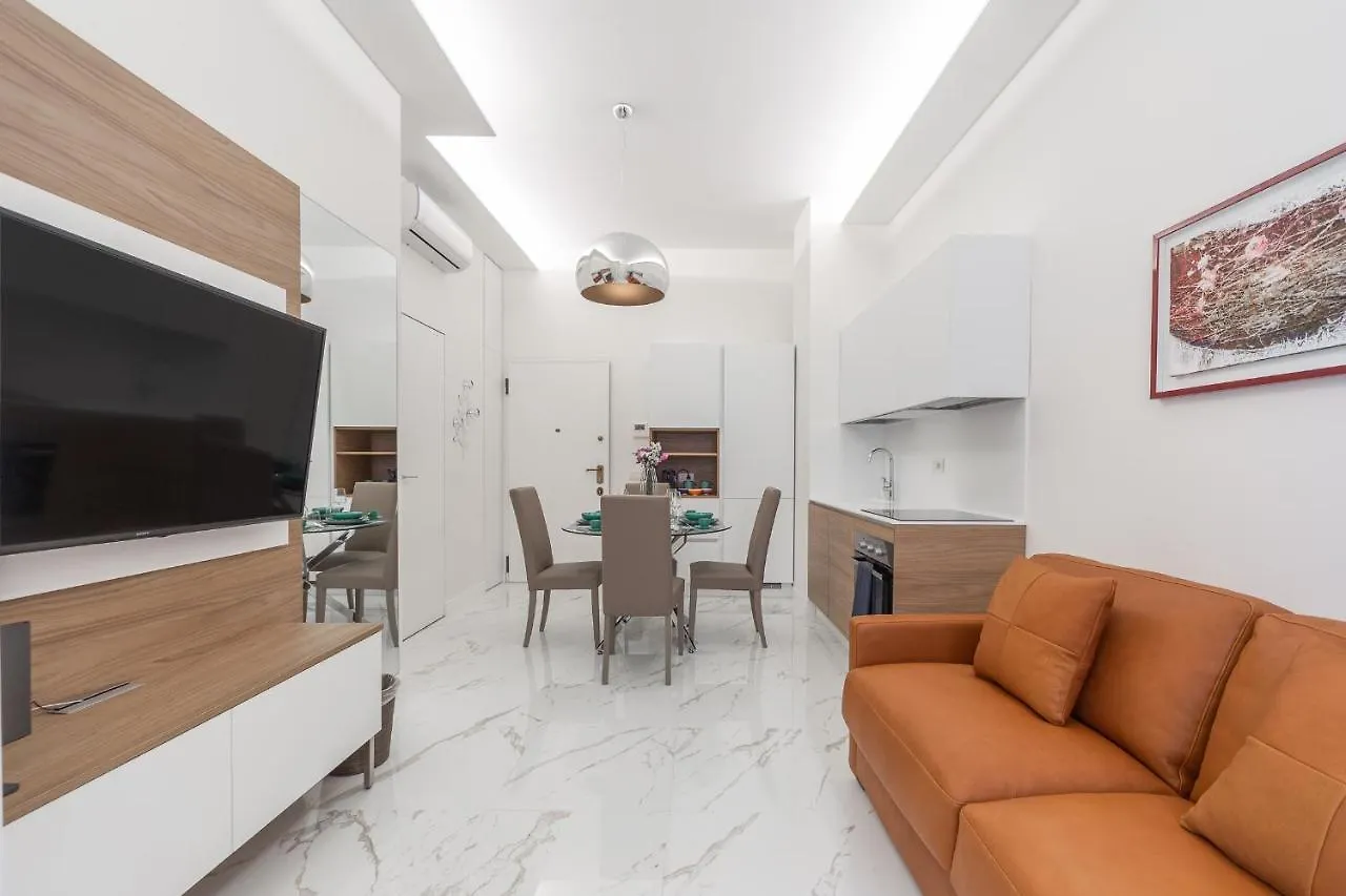Milan Downtown Apartments 0*,  Ιταλία