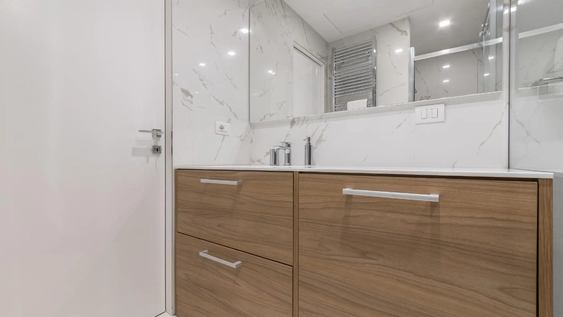 Milan Downtown Apartments Italy