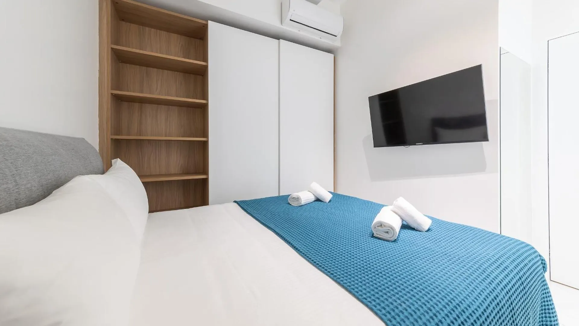 Milan Downtown Apartments Italy